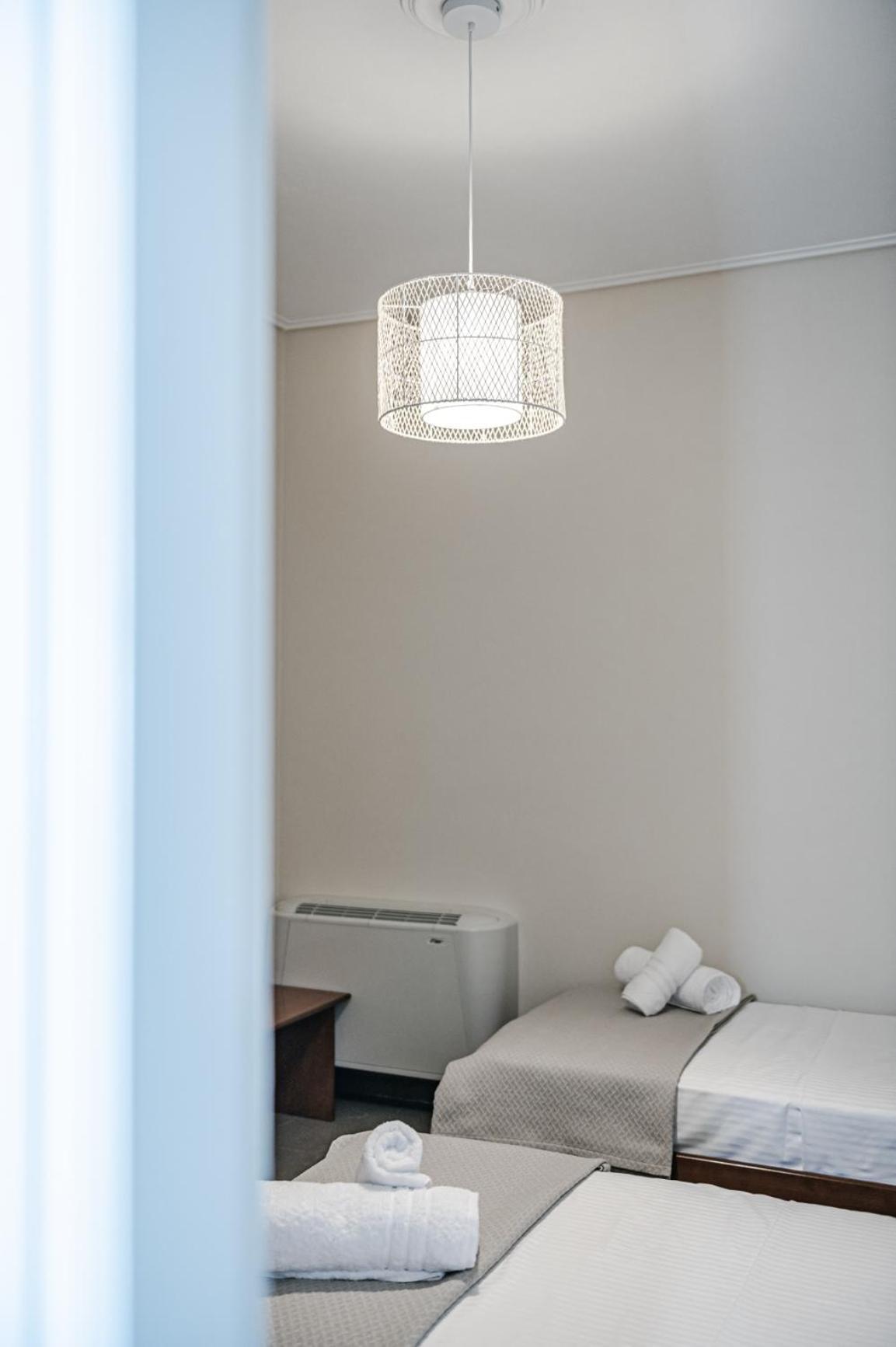 Terra Helios Suites & Studios Kyparissia Habitación foto