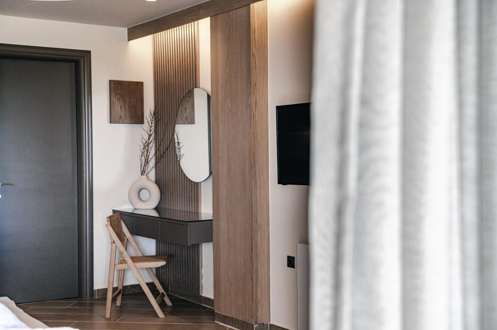 Terra Helios Suites & Studios Kyparissia Habitación foto